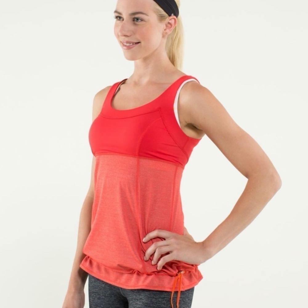 Lululemon- Ta Ta Topper Tank in Love Red Size 4